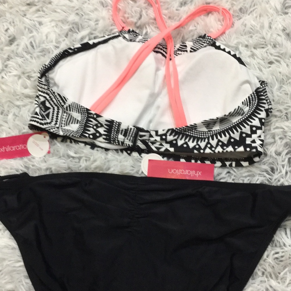 2 piece bikini - Picture 2 of 4